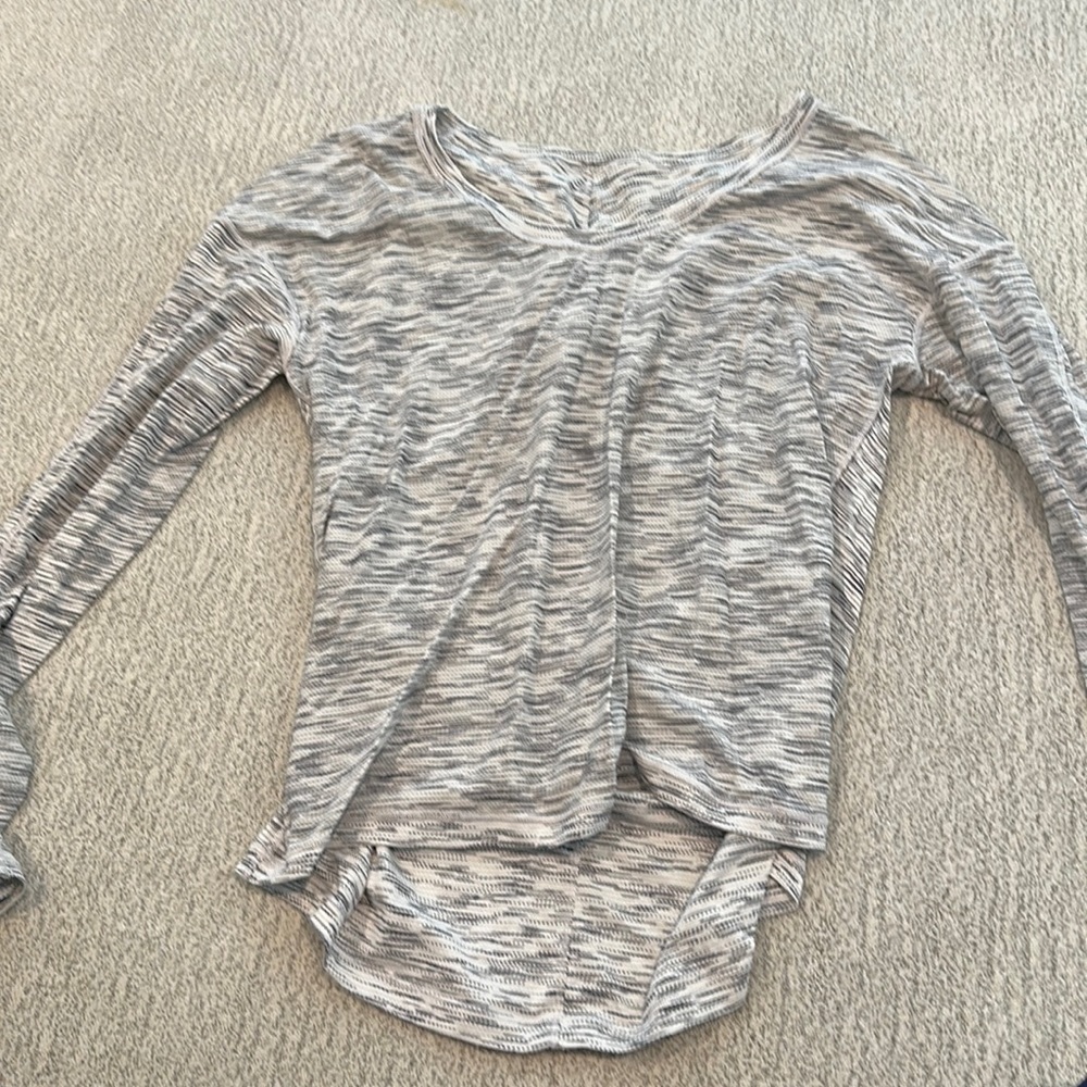 Lululemon shirt